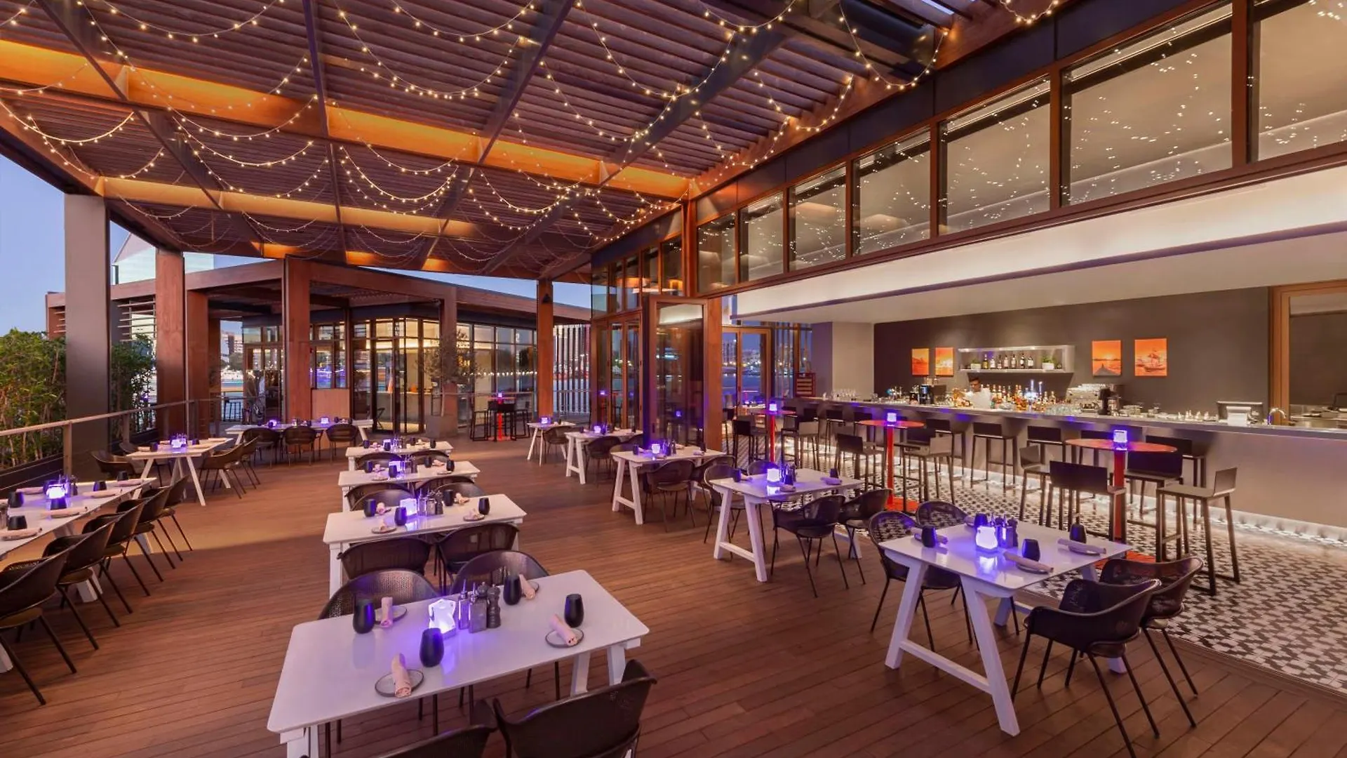 Canopy By Hilton Dubai Al Seef