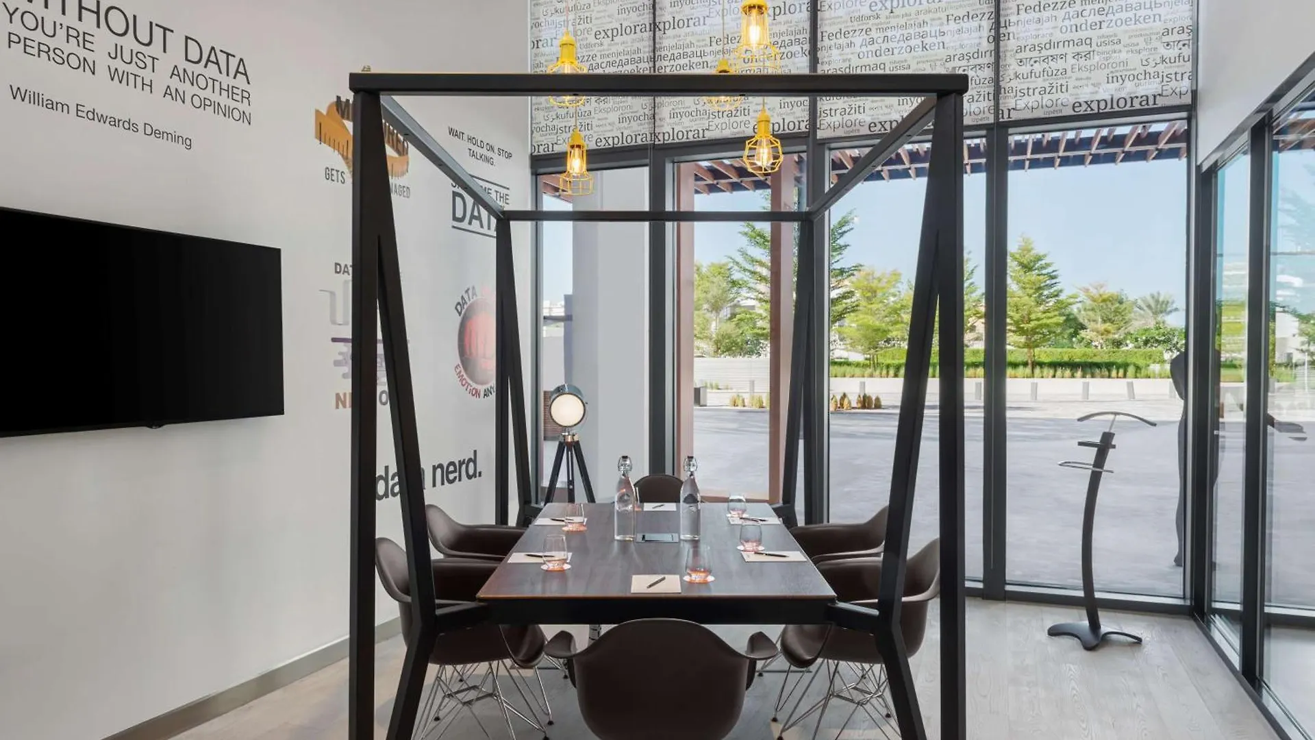 Canopy By Hilton Dubai Al Seef מלון