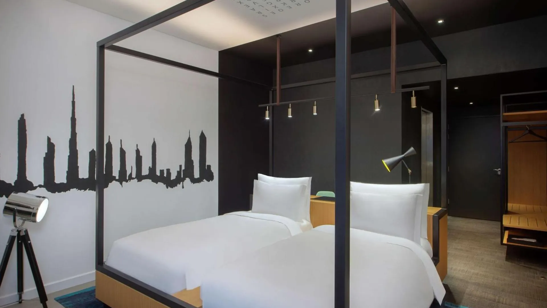 Canopy By Hilton Dubai Al Seef 4*,
